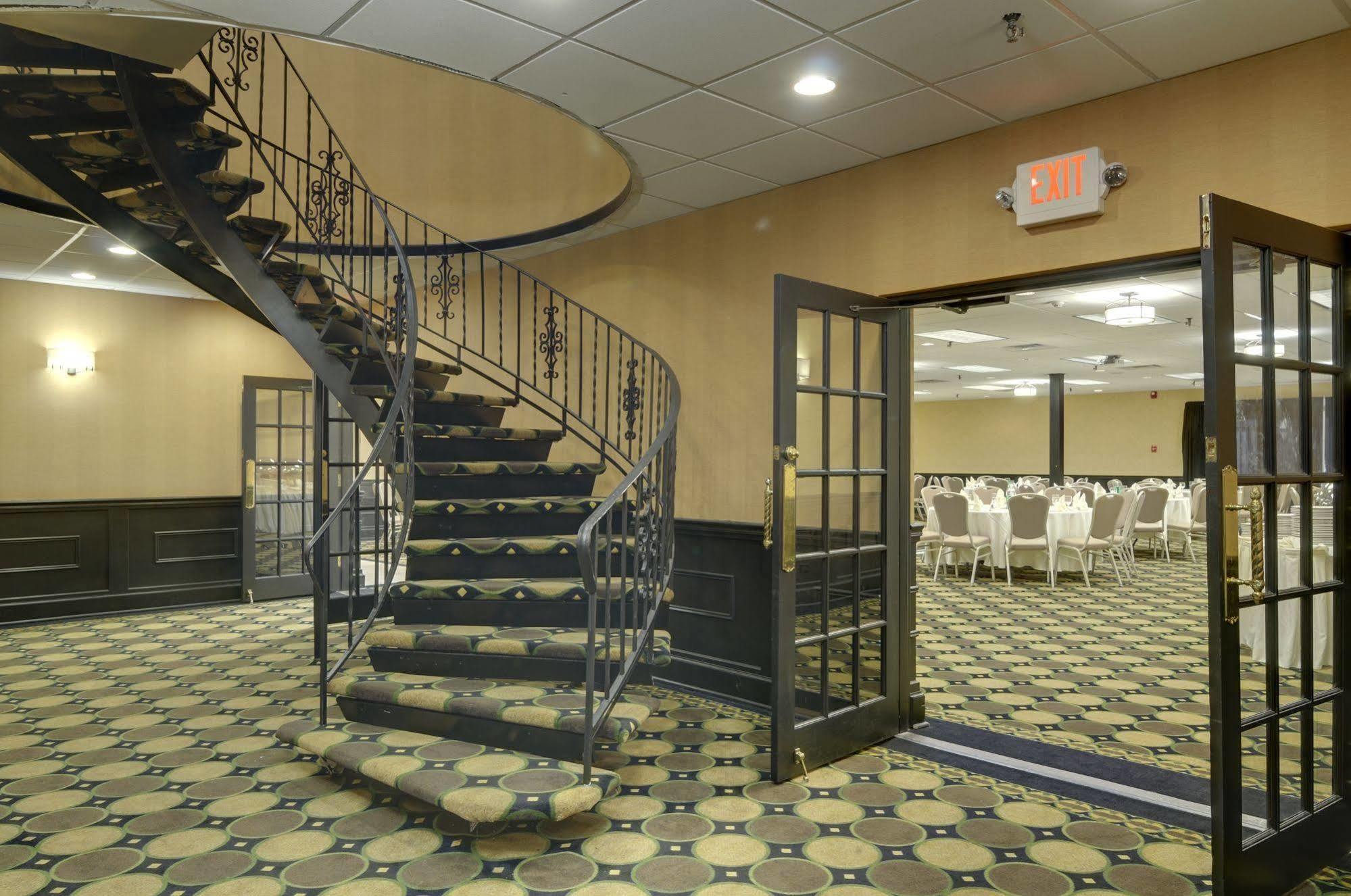 Clarion Inn Elmhurst - Oak Brook Near I-88, I-290, I-294 Exterior foto